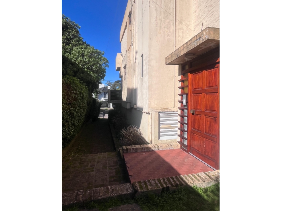 DEPARTAMENTO DE 2 AMBIENTES CON PARRILLA - 4
