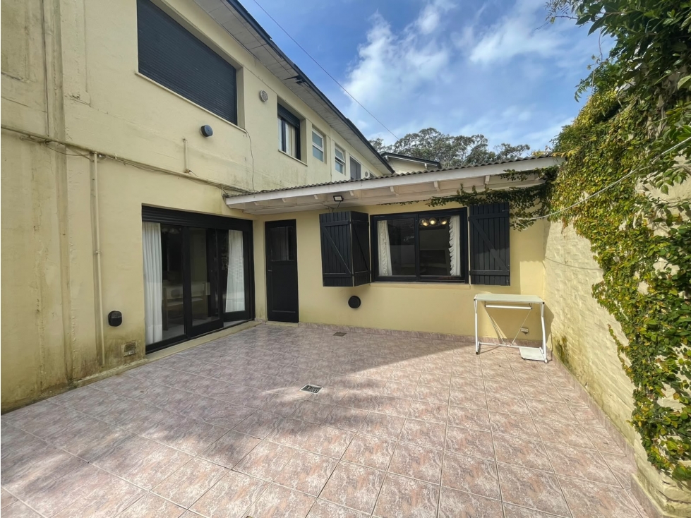 AMPLIO DUPLEX DE 5 AMBIENTES A METROS DE LA PLAYA — foto 4