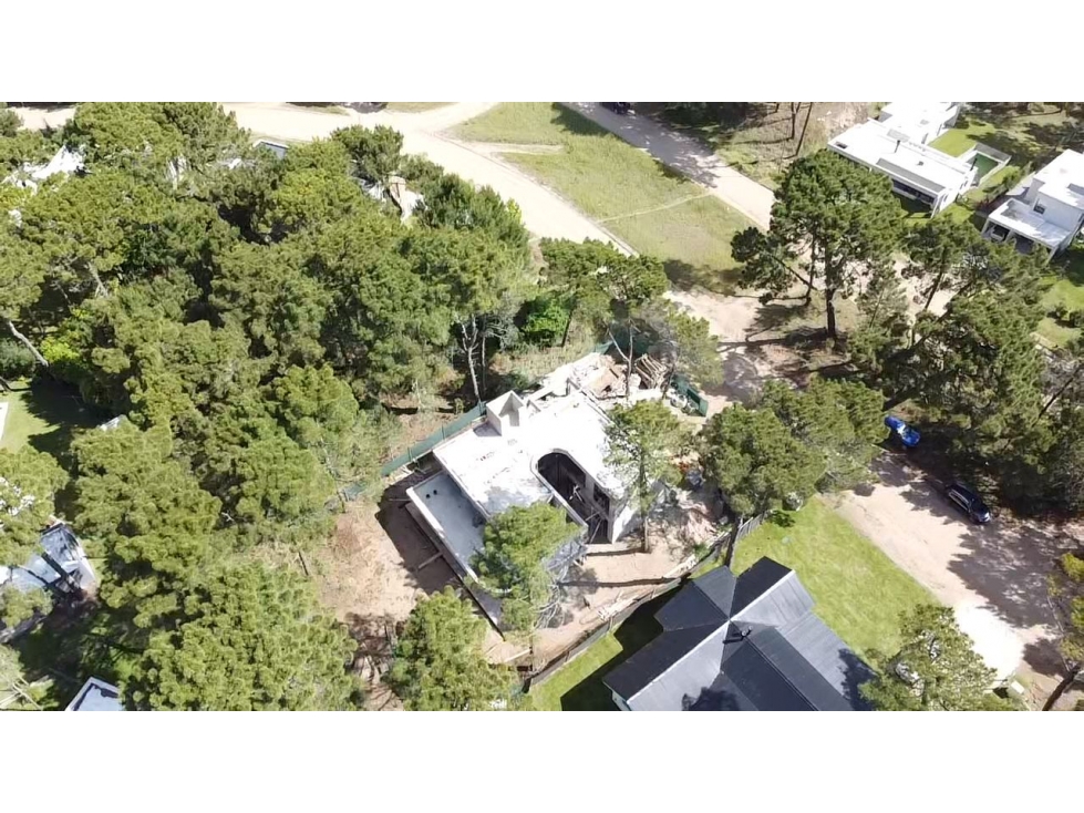 VENTA CASA EN POZO - DISEÑO Y CALIDAD - PINAMAR ALAMOS — foto 4