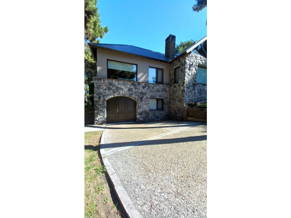 OPORTUNIDAD CASA DE 7 AMBIENTES EN PINAMAR NORTE . — foto 4