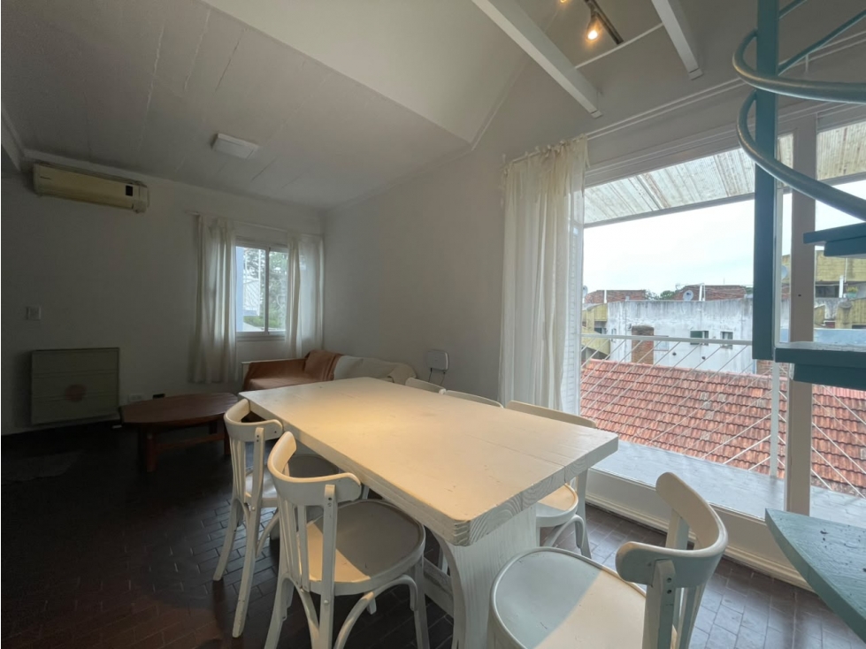 VENDO DEPARTAMENTO DE 4 AMBIENTES CON GAS NATURAL - 4
