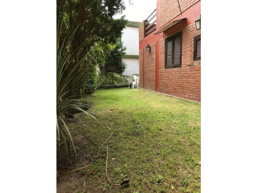 Vendo Departamento 3 Ambientes con Jardín, Parrilla y Cochera — foto 4
