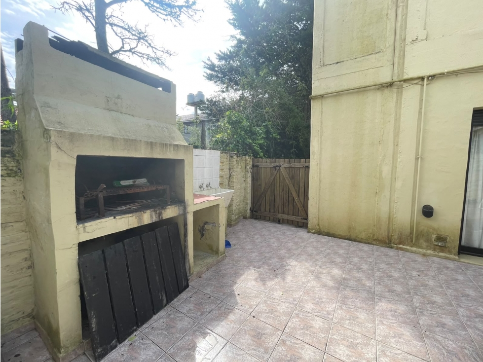 AMPLIO DUPLEX DE 5 AMBIENTES A METROS DE LA PLAYA — foto 6