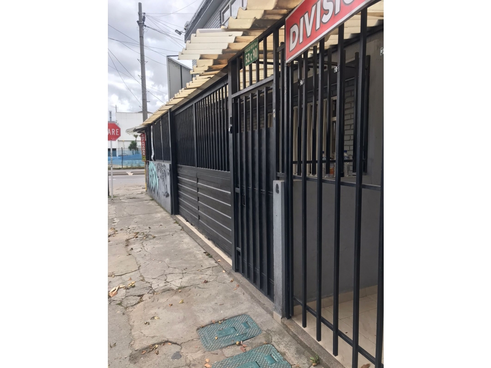 Vendo Casa esquinera Alquería sobre la Av 68 sector Textil — foto 6