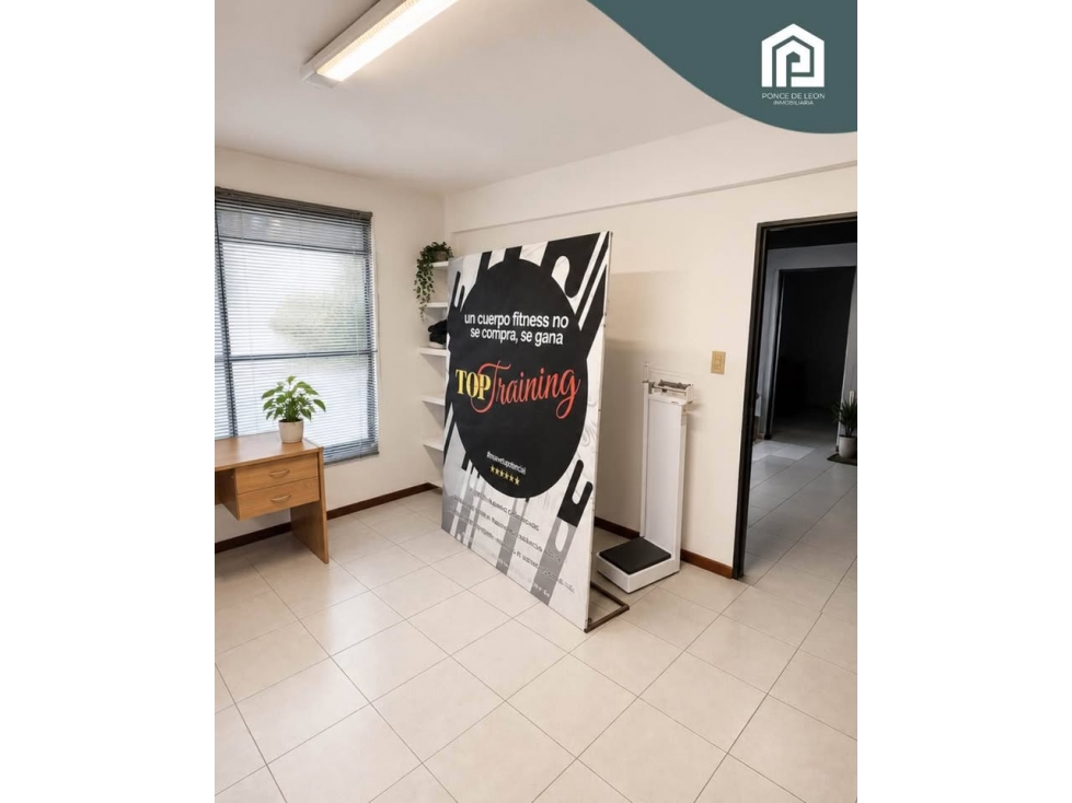 LOCAL COMERCIAL EN ALQUILER - 500 m² - AV. 3 DE ABRIL 1155 - 3