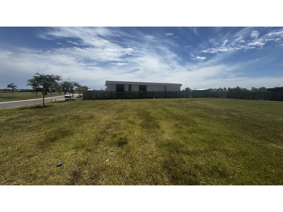 Venta de lote 650m2 en barrio Amarras - Puertos del Lago - Escobar — foto 4