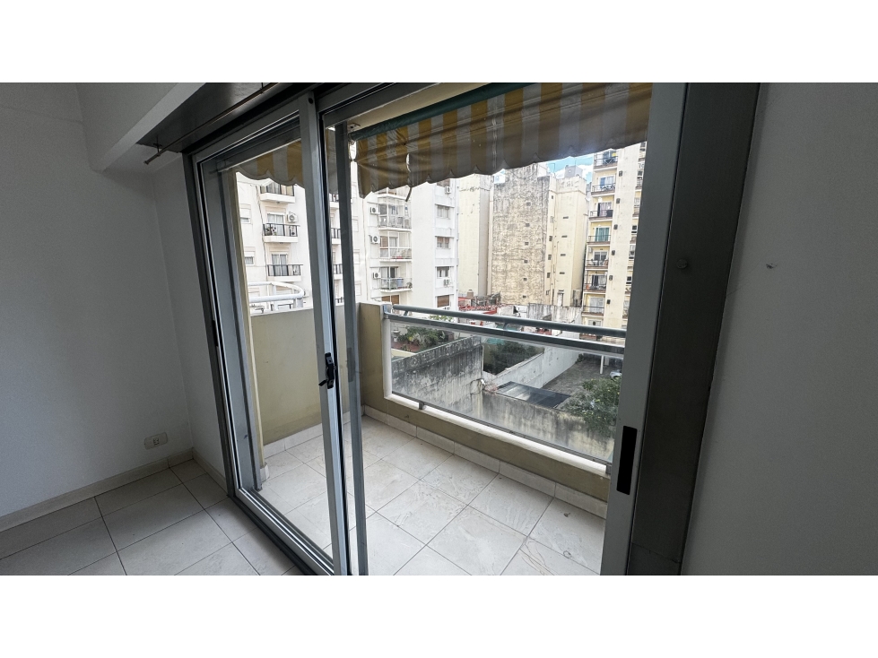 Excelente Monoambiente Balcón Vista Abierta Amenities en V. Urquiza. — foto 3