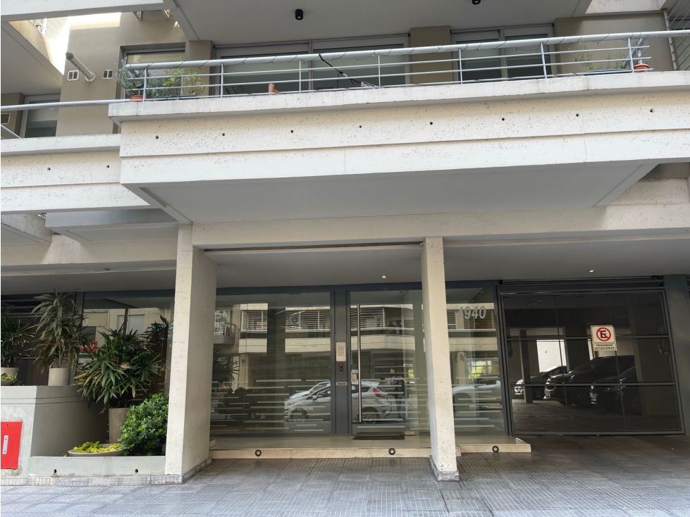 Excelente Tres Ambientes en Villa Urquiza con Amenities y Cochera Fija