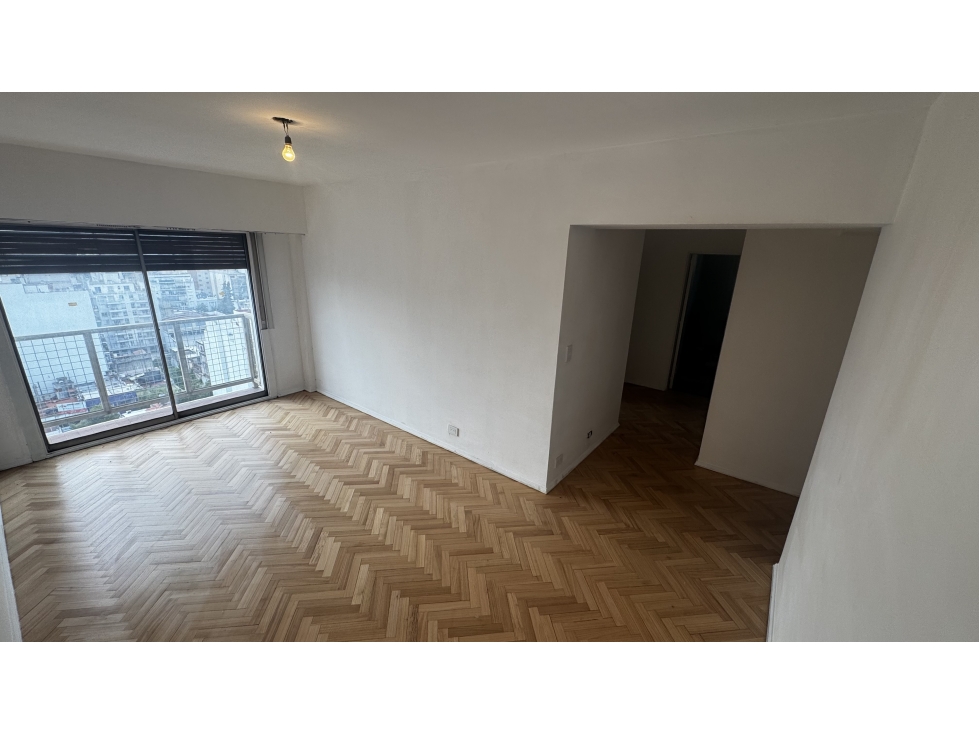 Venta tres ambientes con lavadero - piso alto vista abierta - flores - 2