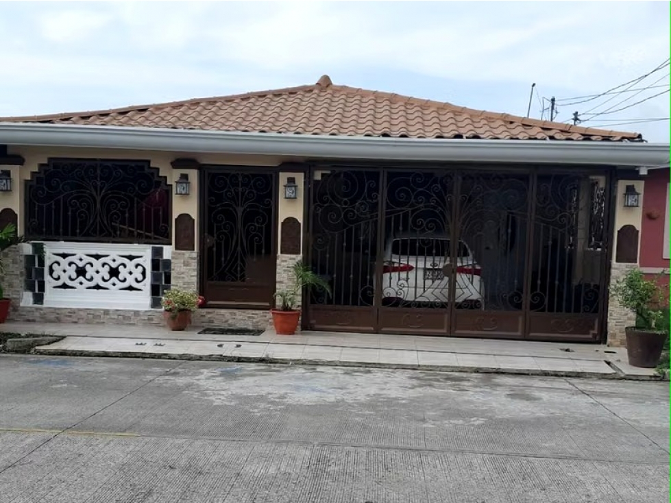 CASA EN VENTA EN PRADERAS DE SAN LORENZO
