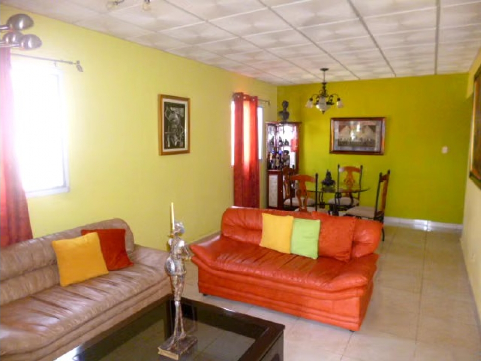 DUEÑO VENDE CASA O HACE TRASPASO DE DEUDA EN VACAMONTE — foto 5
