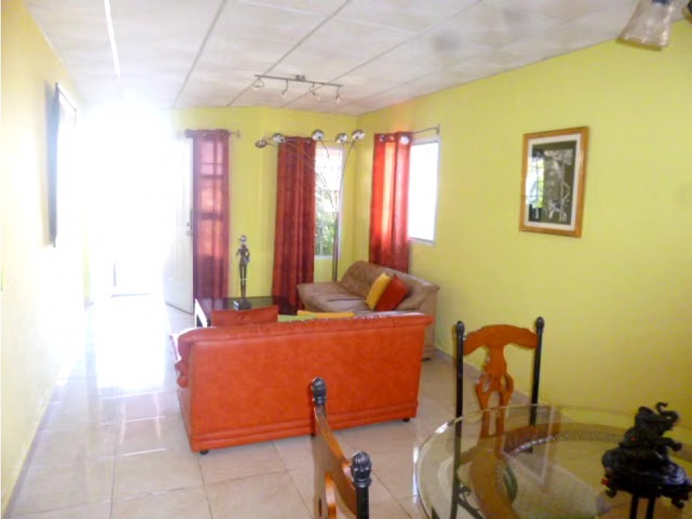 DUEÑO VENDE CASA O HACE TRASPASO DE DEUDA EN VACAMONTE — foto 6