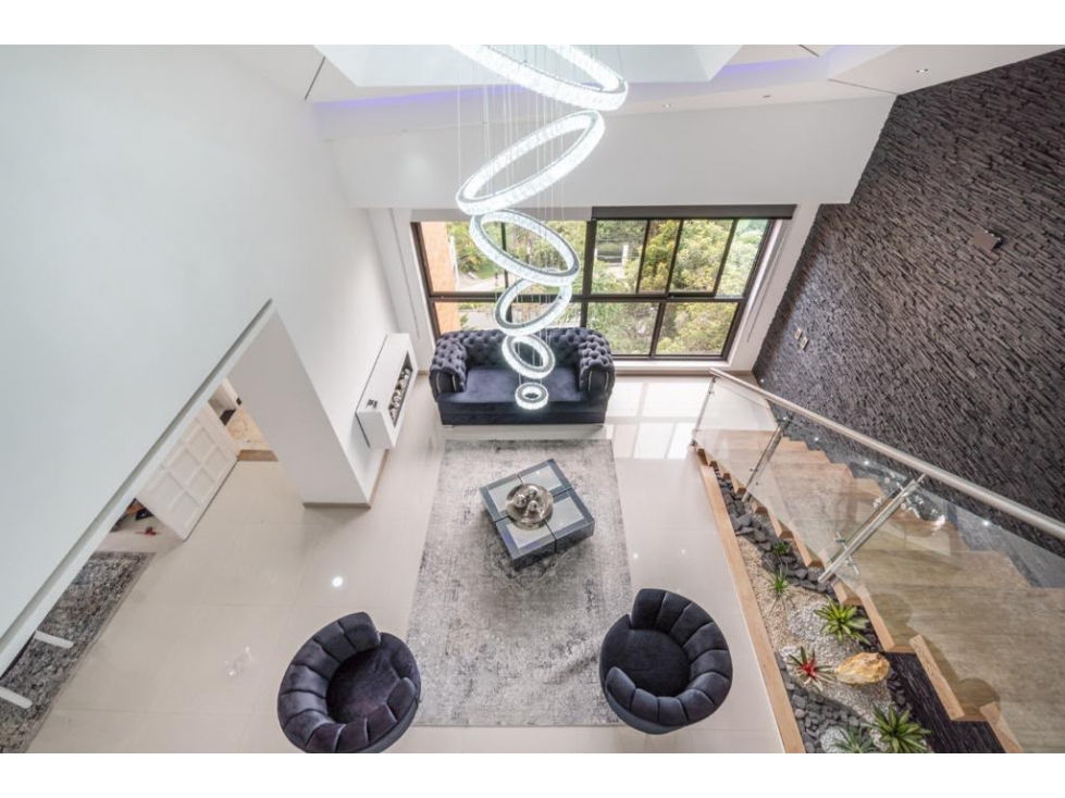 Exclusivo Penthouse con Jacuzzi y Permiso para Rentas Cortas — foto 6