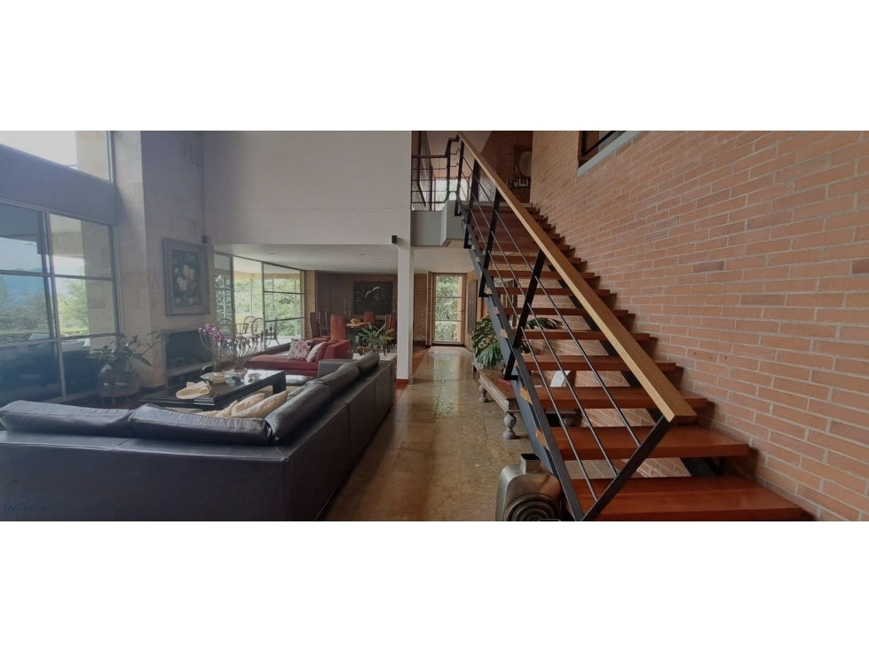 Exclusiva Casa en Condominio Cerca de El Tesoro — foto 4