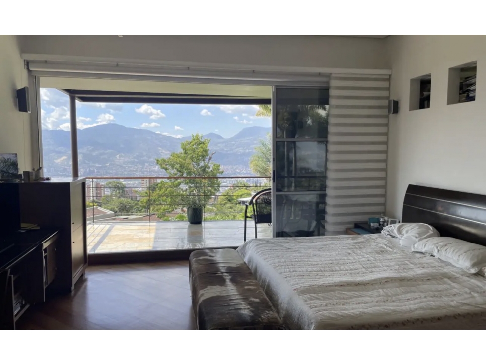 Venta Casa Con Vista y Lote en el Tesoro — foto 4