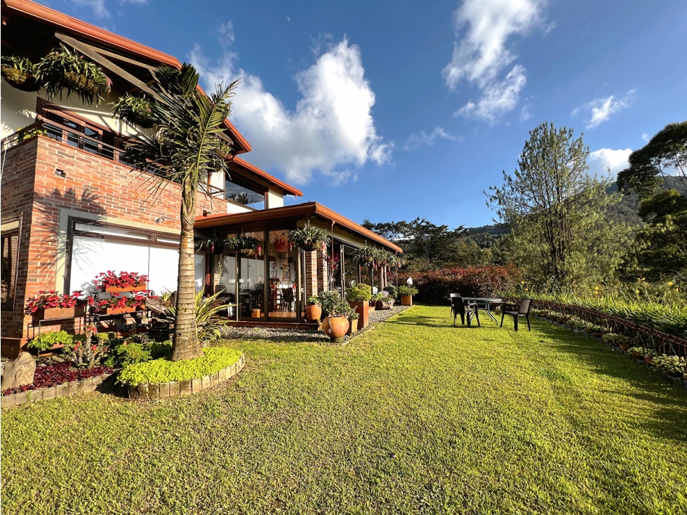 Venta de casa campestre con espectacular vista a Reserva Natural. - 5