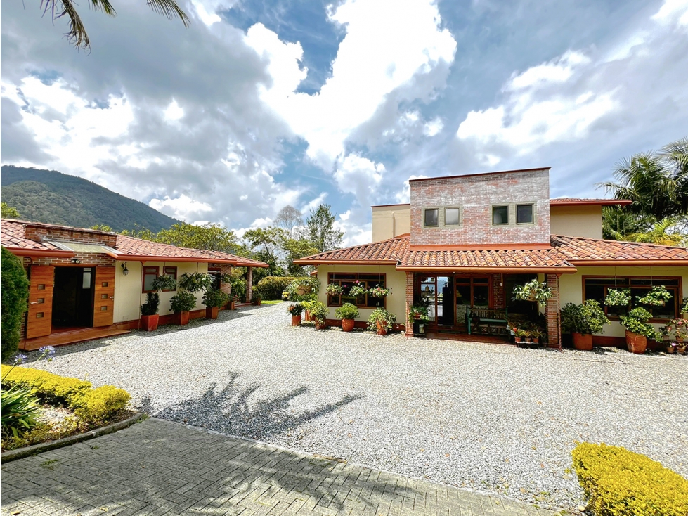 Venta de casa campestre con espectacular vista a Reserva Natural. - 6