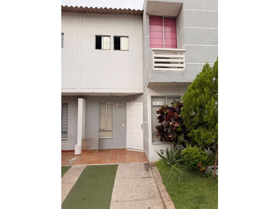VENTA CASA EN VILLA CAMPESTRE - CONJUNTO ARRECIFES - 1