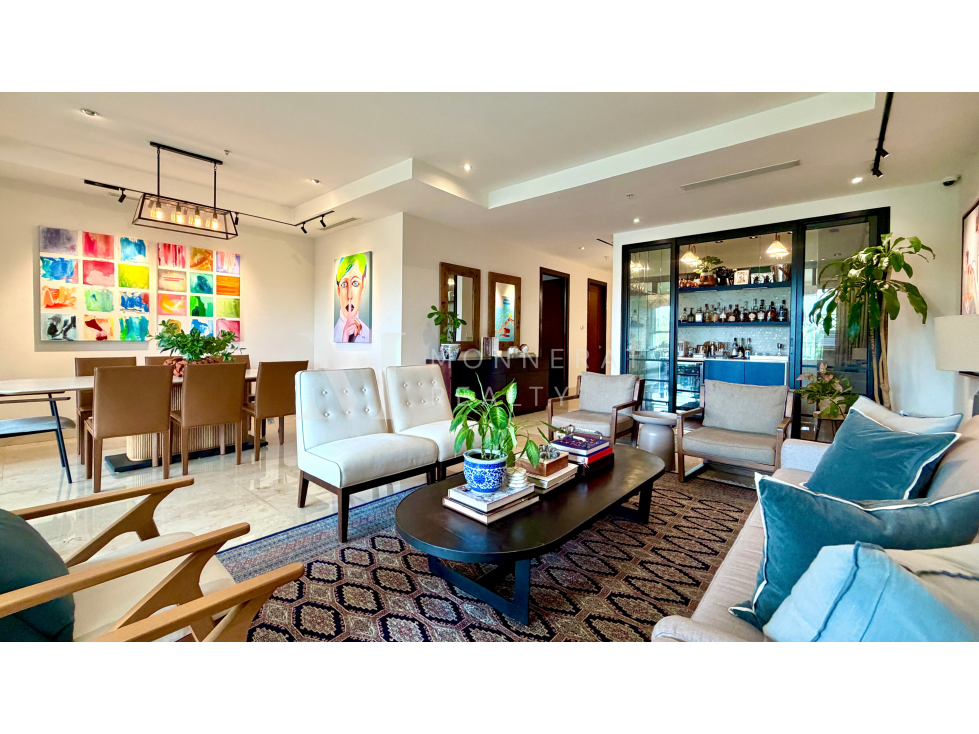 SE VENDE APTO REMODELADO EN THE RESERVE