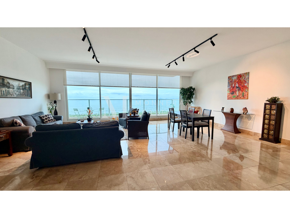 Se alquila apartamento vista mar en Costa del Este