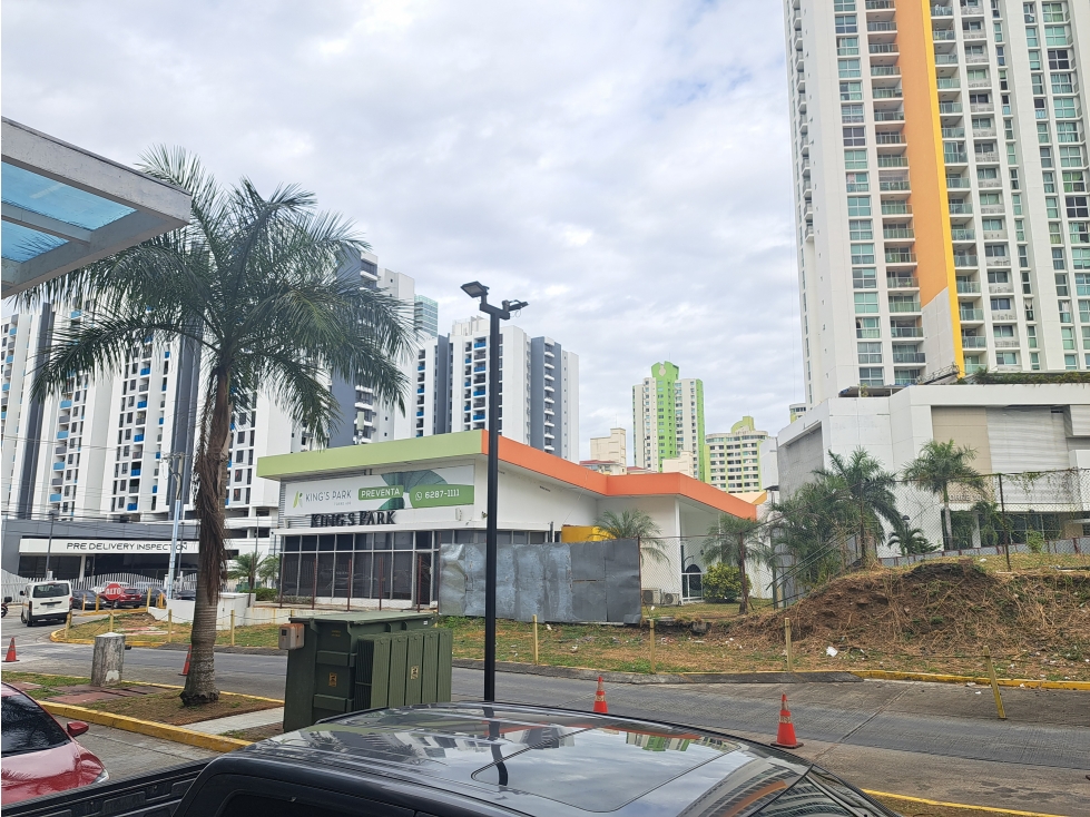 SE VENDE TERRENO EN CONDADO DEL REY - 4266 M2 - 6