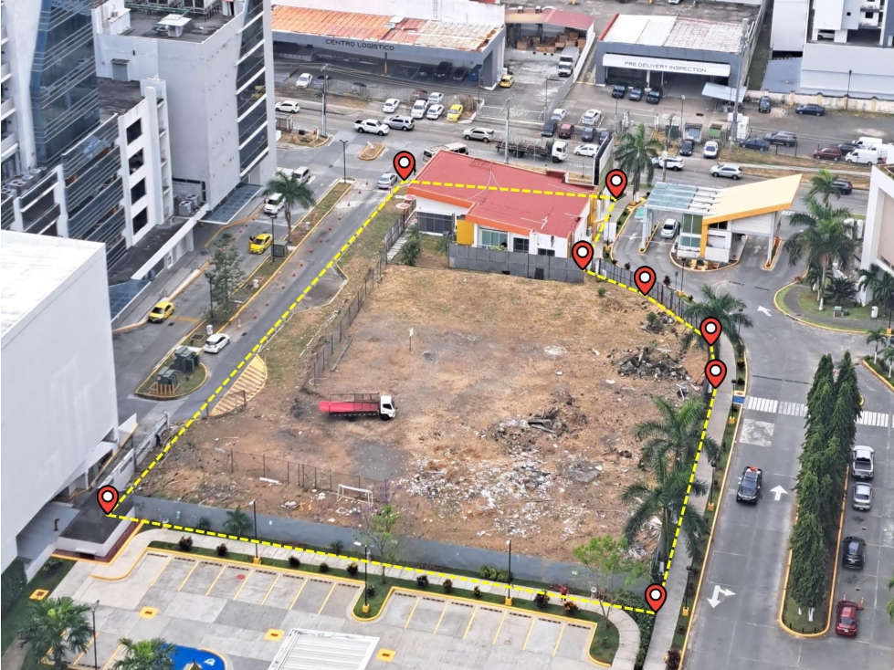 SE VENDE TERRENO EN CONDADO DEL REY - 4266 M2 - 1
