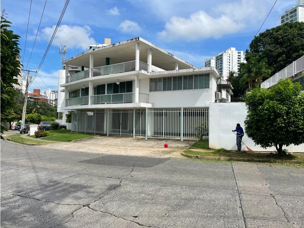 SE VENDE CASA DE 1,076.48 m2 EN PUNTA PAITILLA