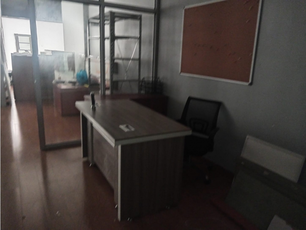 SE ALQUILA LOCAL COMERCIAL DE 210 M2 EN ZONA LIBRE, COLÓN - 6