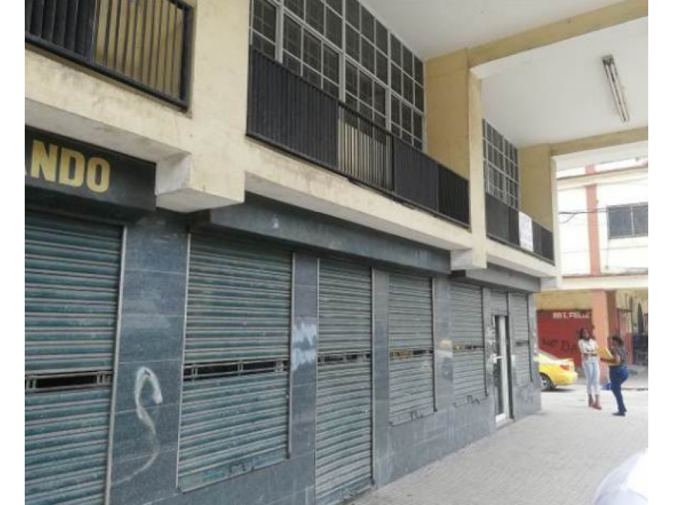 SE VENDE EDIFICIO EN COLÓN - 2