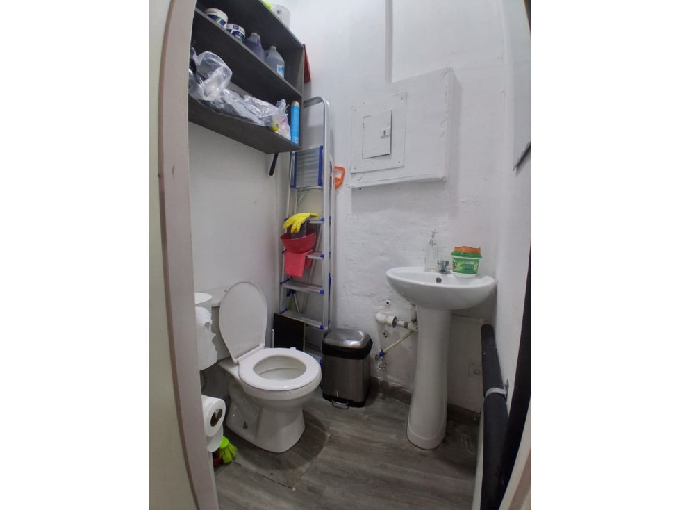SE ALQUILA LOCAL EN PLANTA BAJA DE 37 m2 EN PAITILLA - 4