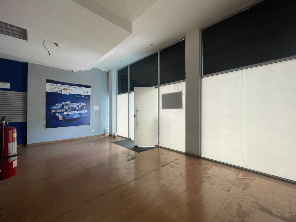 SE ALQUILA LOCAL COMERCIAL DE 210 M2 EN ZONA LIBRE, COLÓN - 5