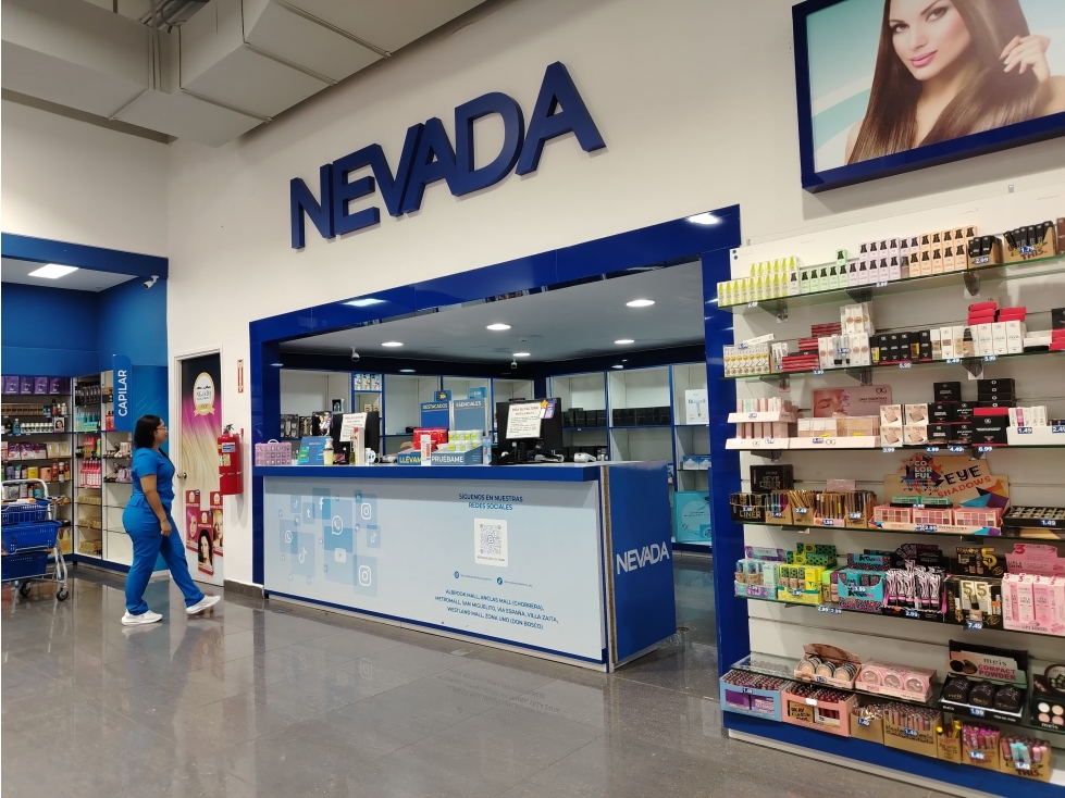 SE VENDE LOCAL EN ALBROOK, PASILLO DE LA CEBRA - 3