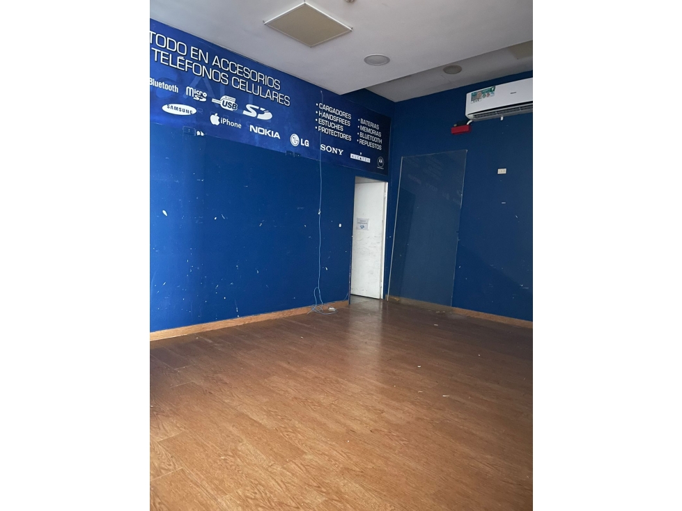 SE ALQUILA LOCAL COMERCIAL DE 210 M2 EN ZONA LIBRE, COLÓN - 3