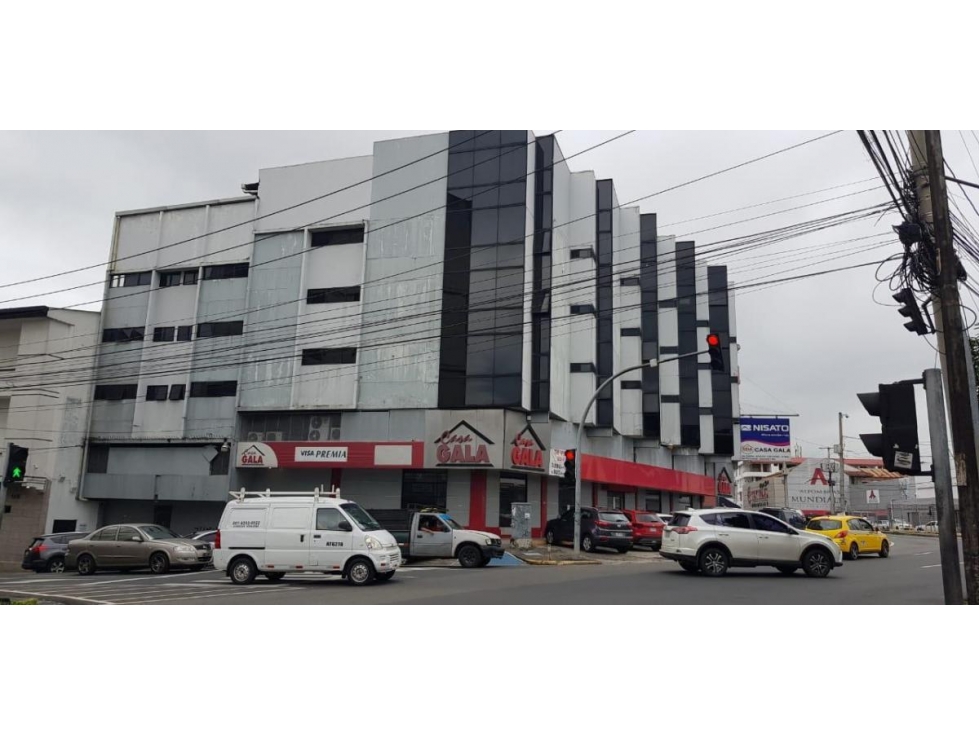 SE VENDE EDIFICIO EN CALIDONIA - 3