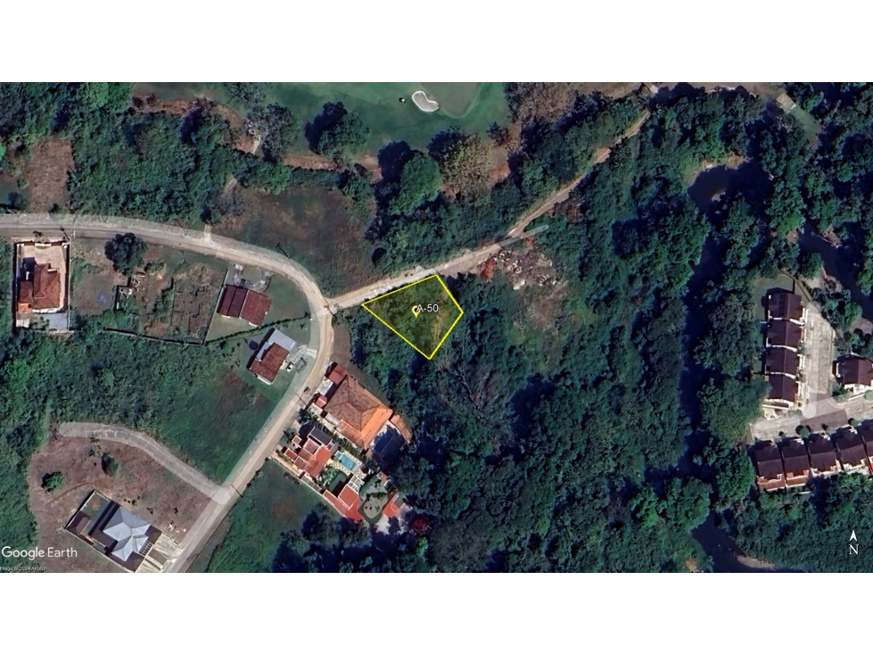 SE VENDE TERRENO EN EL CLUB DE GOLF DE PANAMÁ - 1010 M2 - 1