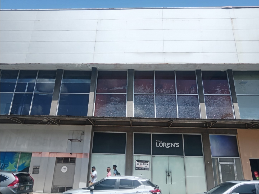 SE ALQUILA LOCAL COMERCIAL DE 210 M2 EN ZONA LIBRE, COLÓN - 1