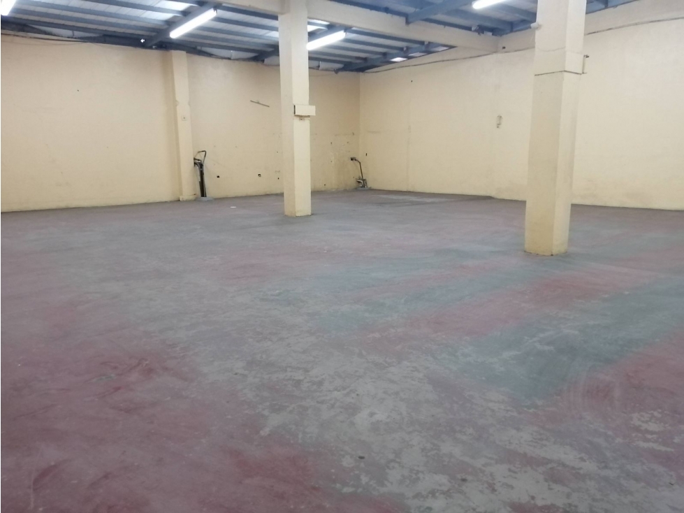SE ALQUILA BODEGA EN ZONA LIBRE DE 1,800 m2 — foto 5