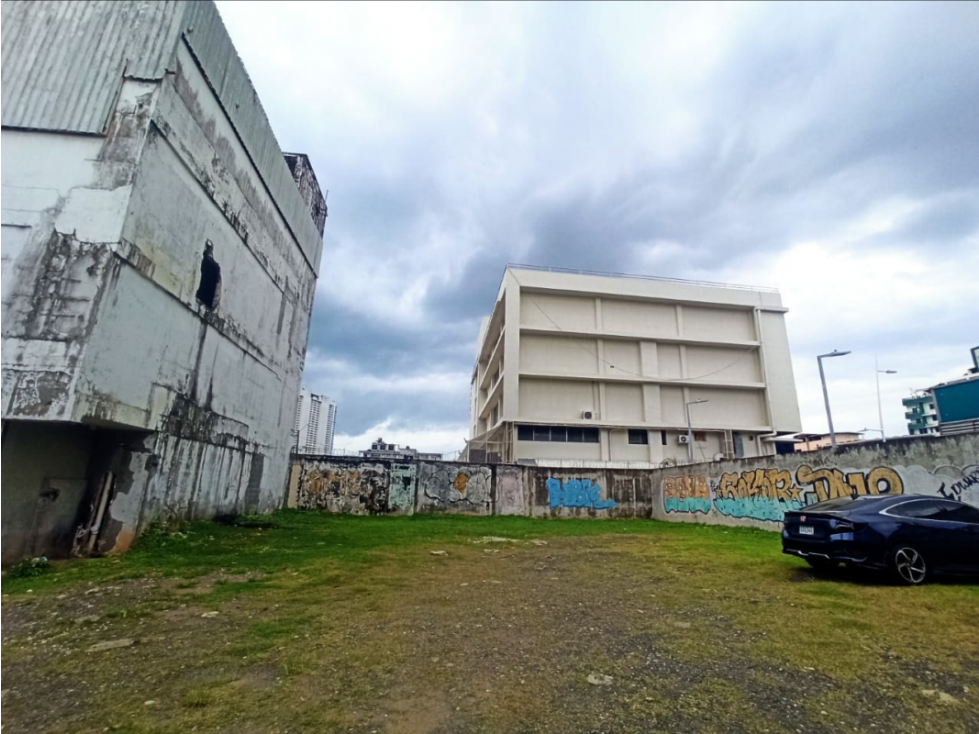 SE VENDE EDIFICIO EN CALIDONIA - 5