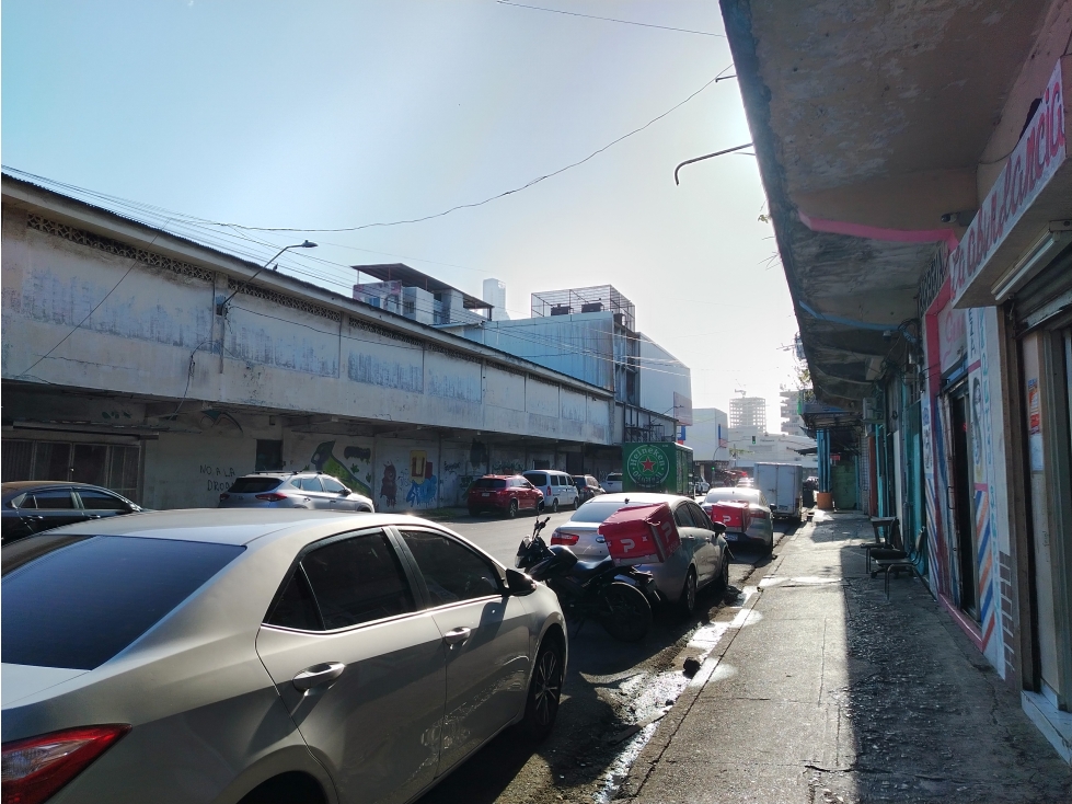 SE VENDE EDIFICIO EN CALIDONIA - 4