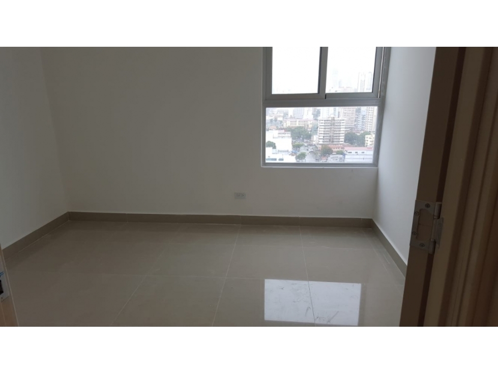SE VENDE APARTAMENTO EN EL CARMEN, VÍA ESPAÑA - PH RAINBOW TOWER — foto 6