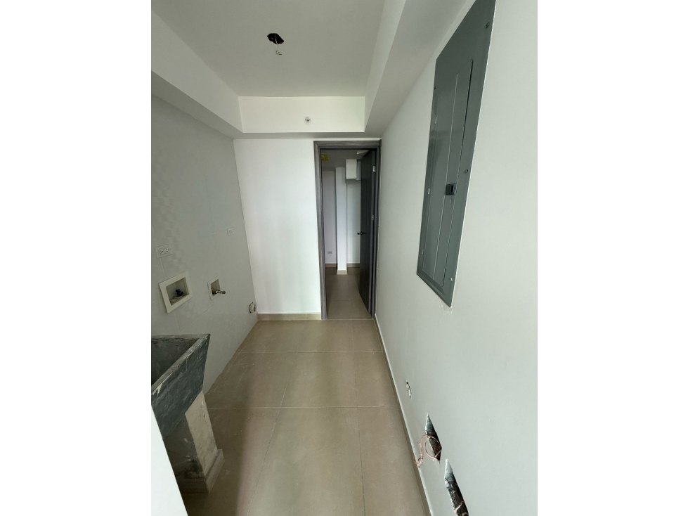 SE VENDE PENTHOUSE EN KING'S PARK, CONDADO DEL REY — foto 6
