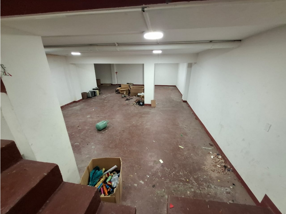 SE ALQUILA LOCAL EN BELLA VISTA — foto 6