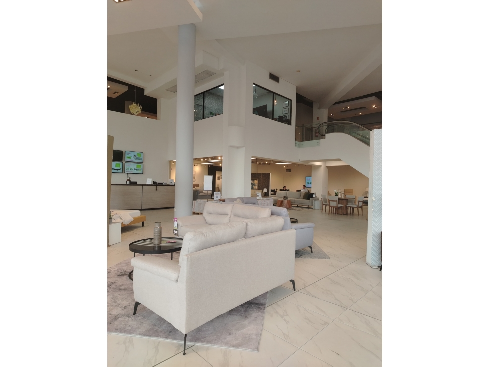 SE VENDE EDIFICIO EN VÍA ESPAÑA - 5