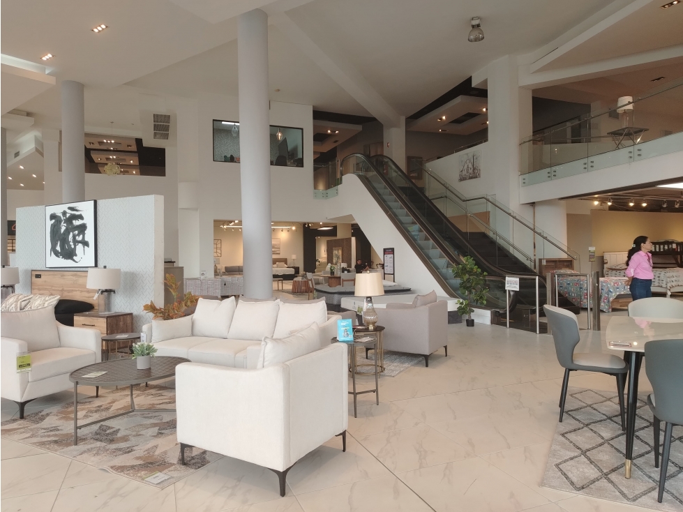 SE VENDE EDIFICIO EN VÍA ESPAÑA - 6