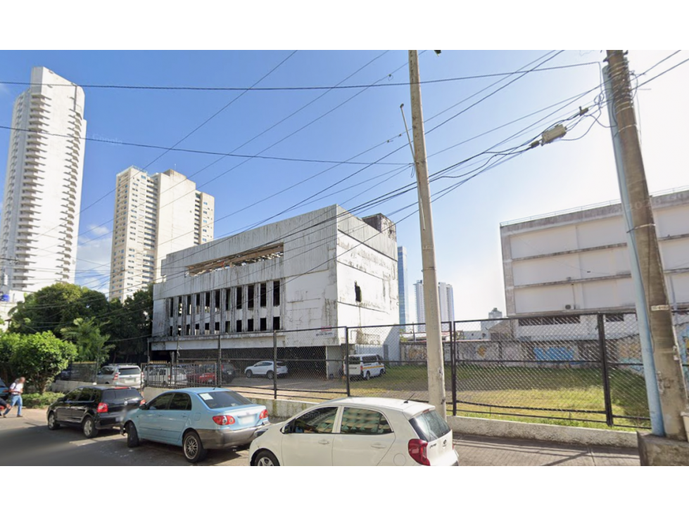 SE VENDE EDIFICIO EN CALIDONIA - 1