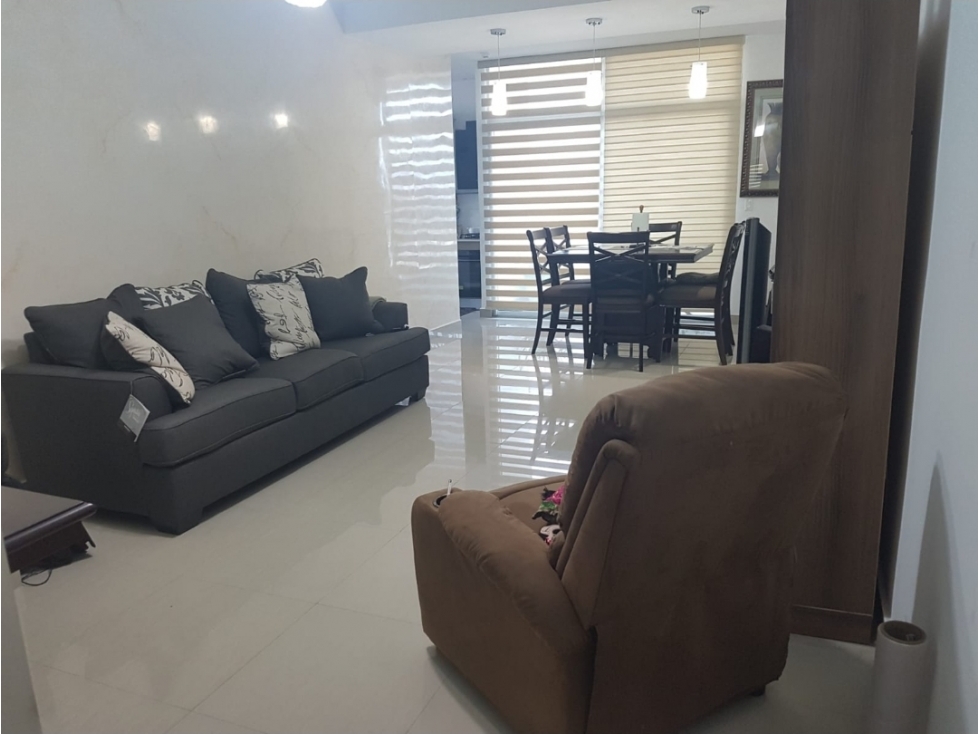 SE VENDE APARTAMENTO EN EL CARMEN, VÍA ESPAÑA - PH RAINBOW TOWER — foto 3
