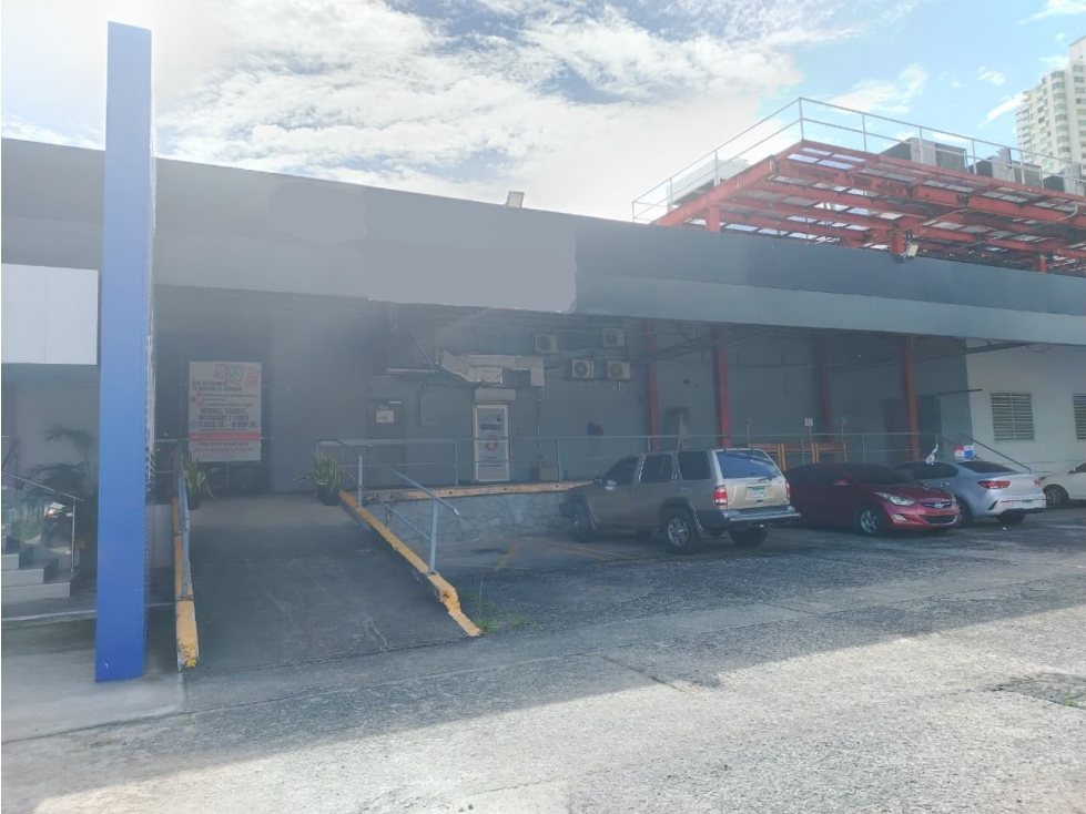 SE ALQUILA BODEGA DE 750 m² EN TRANSISTMICA - 1