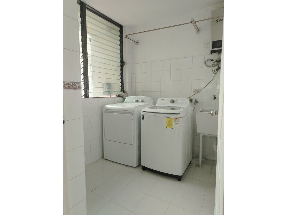 APARTAMENTO EN EDISON PARK - SOLO LÍNEA BLANCA — foto 5