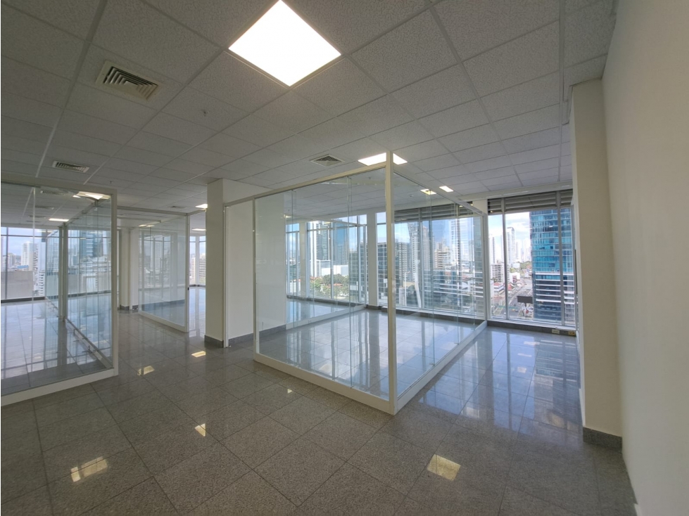 SE VENDE OFICINA EN EL TORNILLO CON VISTA PANORÁMICA - 3