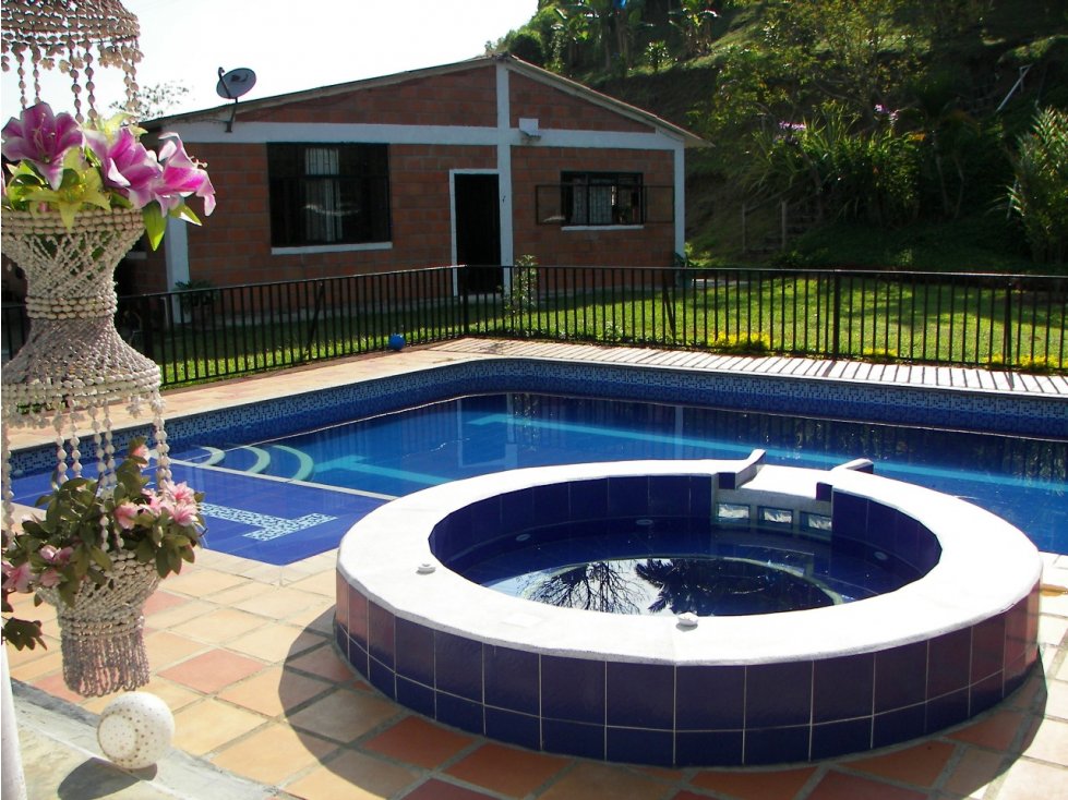 FINCA EN LAS MARGARITAS - PARA 20 PERSONAS - 4
